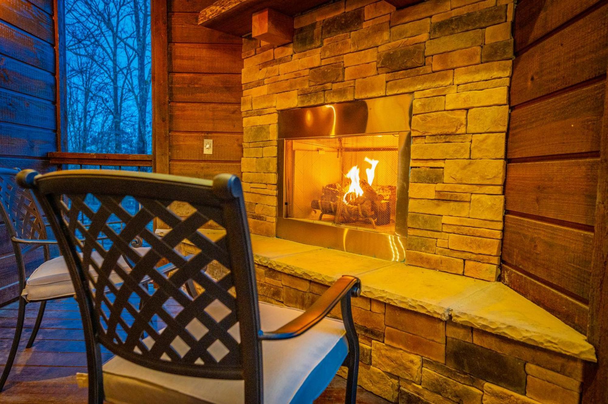 The Luxurious Blue Sky Lodge Is Epic! Брокен-Боу Экстерьер фото