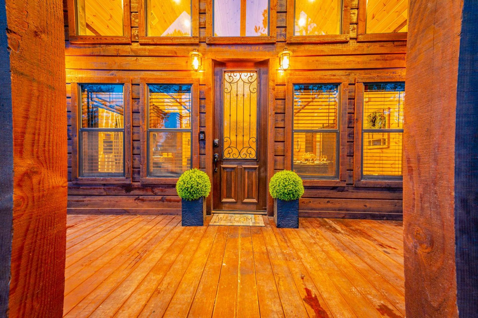 The Luxurious Blue Sky Lodge Is Epic! Брокен-Боу Экстерьер фото