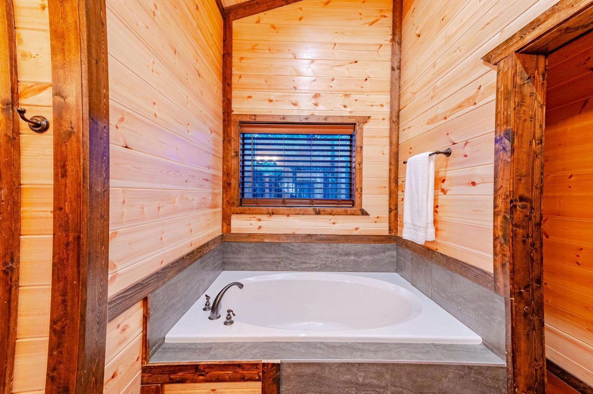 The Luxurious Blue Sky Lodge Is Epic! Брокен-Боу Экстерьер фото