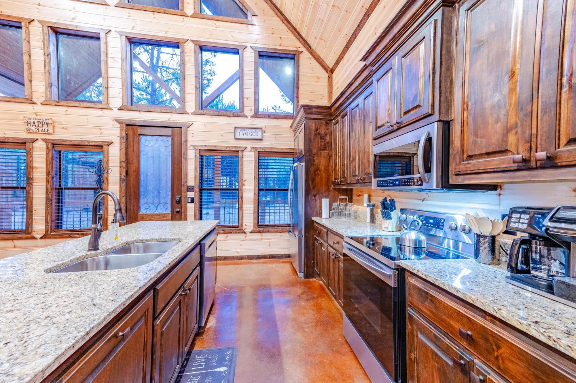 The Luxurious Blue Sky Lodge Is Epic! Брокен-Боу Экстерьер фото