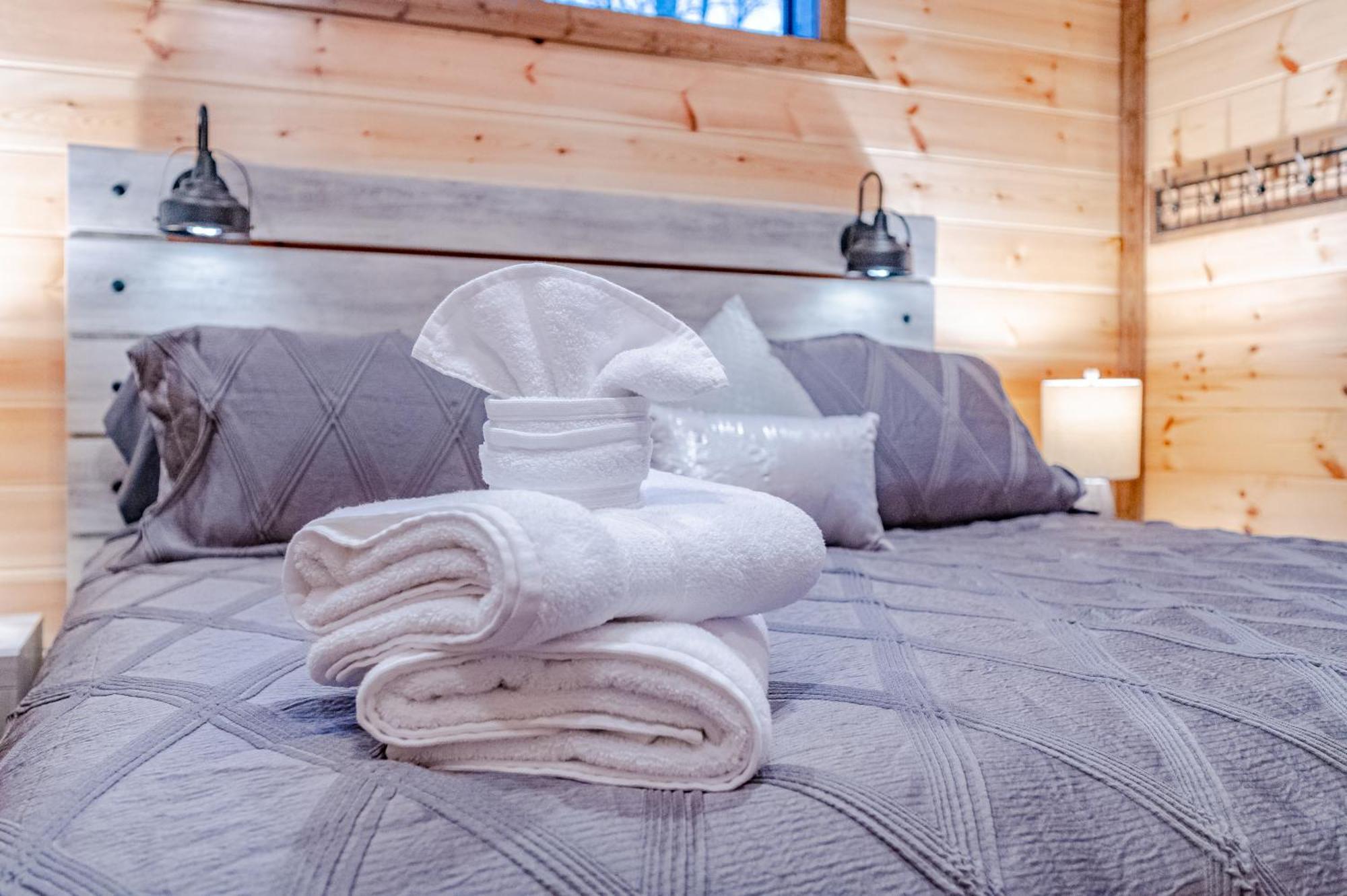The Luxurious Blue Sky Lodge Is Epic! Брокен-Боу Экстерьер фото